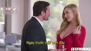 Người phụ nữ trưởng thành xinh đẹp 52 tuổi