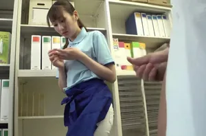 Dù đã có em ghệ nhưng làm sao có thể vượt qua cám dỗ của cấp trên nữ như thế này